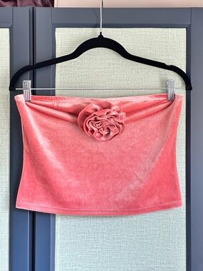 Reformation Adalynn Knit Top with Rosette Detail, Light Pink Velvet, NWT, Size M